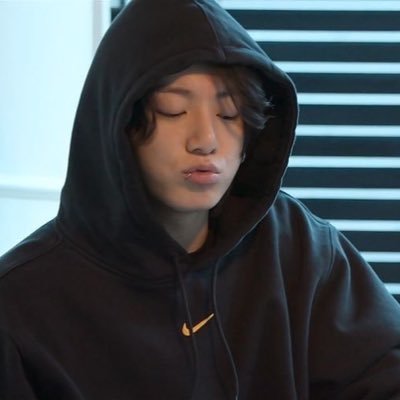 dimple enthusiast before human | fan acct | 아포방포 ♡