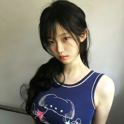 adandan33532987's profile picture. 