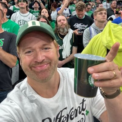 Affable Boston Sports zealot; pop culture guzzler; aspiring foodie; Negroni enthusiast; stubborn runner; jackpot husband; spoiling dad; painter
