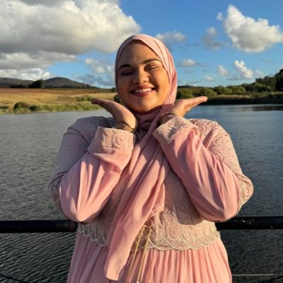 law graduate | llm student | 24 | here for vroom vroom and rubby 🏉🏎 | she/her/grapjas