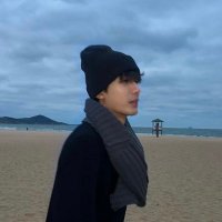𝐑𝐲𝐝𝐞𝐫 (@hotyunjin) 's Twitter Profile