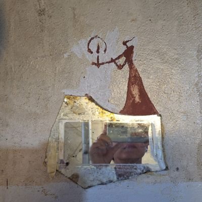 nemoniim's profile picture. Nothing is as good as it seems