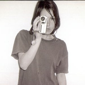 PaulaCord15's profile picture. My memory serves me far too well.

University of Iowa alum. Retired Punk Rocker.  💙