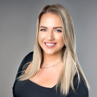 I'm Ruta Zilinske, your Austin relocation expert. With a global background, I bring creativity and a decade of experience to make your real estate journey easy
