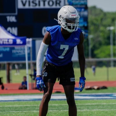 ‘25 | S/CB | Lebanon High School (TN) |6’2 |165lbs |3.6 GPA | lequintezneal@gmail.com |615-579-8849| OTA🔴