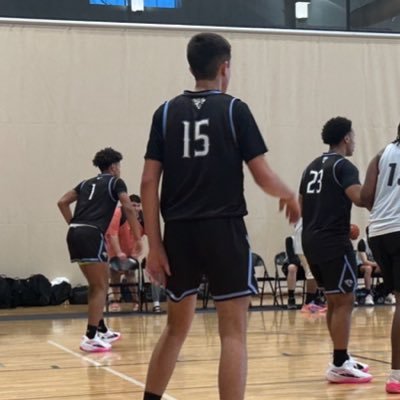 🏀Searcy 4.0gpa | 6’6 Wing | C/o 2027 | @JAGELITEAAU (PUMA) | | 501-388-3606 | maddoxball@icloud.com |