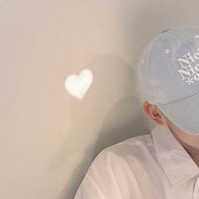 deeidelion's profile picture. EN-7 🪷🦊