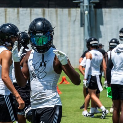 Athlete-Smith station High school, height ( 5’11) weight (184.2), position( RB/SS) , contact ( 4044530393, 4047811911……CO 2027