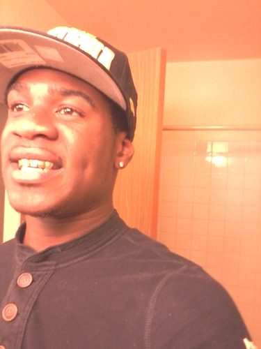 daylondixon19's profile picture. 