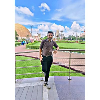 Souravtiwar2001's profile picture. 