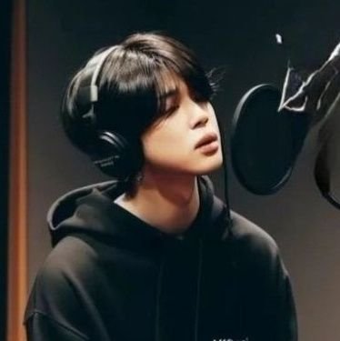 daechebulga1013's profile picture. 《개인사정으로 인해 당분간 잘 못들어 옵니다ㅠ》
💛지민이를 아주 많이 아끼고 사랑합니다💛  
 나중변심에의한언팔은첫팔로터신중히해주세요😂             ※멤까극혐🚫                    (헤더제공:             )