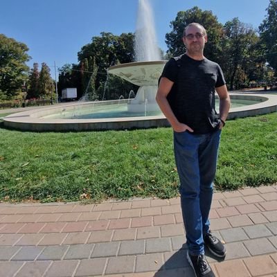 fmit70's profile picture. 