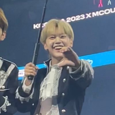 seokmaesworld's profile picture. seok matthew 🧡| jakkkungz enthusiast | ot9 Z🌹 ✨ | just started a new job so very busy 😮‍💨