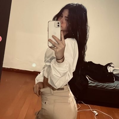 Deja de mirar lo que hay afuera y reconoce tu poder interior✨