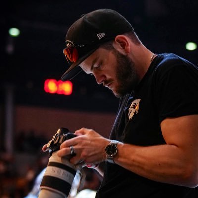 27 - Sport Photographer 📸 - Football 🏈 - Cheerleading 🤸- Head of Postproduction @brutofficiel