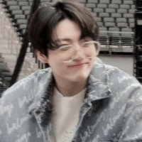 rest (@bunyinthebox) 's Twitter Profile