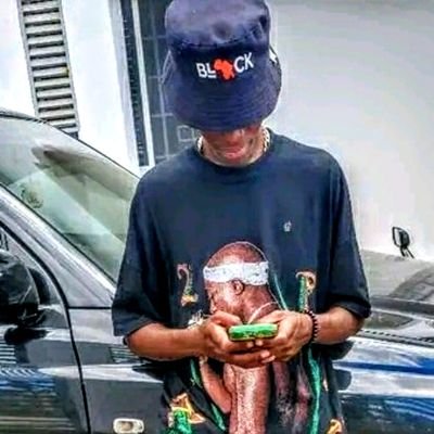 IssaCharle3171's profile picture. 