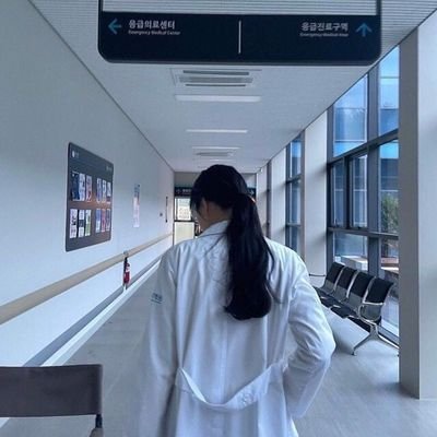 natowear's profile picture. kita usahakan drh. Ana itu 🩺