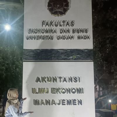 #studytwt 🔜 part of GAMADA'26 💥
Ꮚ FEB ㅡ UGM Ꮚ 🔜 #ugmgirls