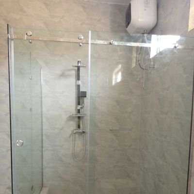 For your installations of Shower cubicles, Alumaco windows, frameless lite doors and show room glasses, just contact us.