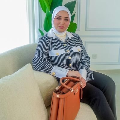 fashion blogger/funny lifestyle/coffee ☕ lover .
positivity influencer for message empowering woman ♀