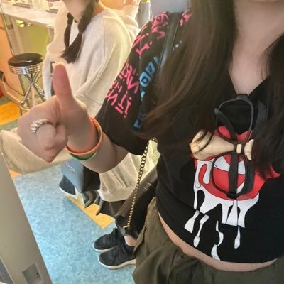 shizelin35135's profile picture. wimper 06 19歳🌹✨️20thAnniversary11.1/11.22/12.26/12.27 wimper繋がりましょーー！！！🌟