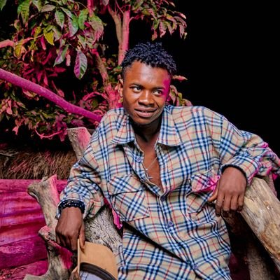 dlmkoliano9's profile picture. Am an unsigned artist 
Song writer 
Afropiano//Amapiano