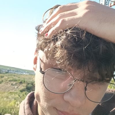 ravcre's profile picture. 