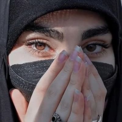 ⌝˼♥️بسـمربالحُـسیـن...˹⌞
چنانغرقشدمدرتو،
کہپیداشدنمممڪننیسٺ🌱
‹ 🫀⇠ #اربابـم_حسین ›
•دانشجوی انقلابی🧕🏻•شیعه علی🪴•منتظر قائم آل محمد(ص)🕊•