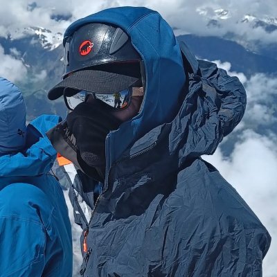 harryvangeloof's profile picture. Zwemschool eigenaar/badmuts Avontuurlijke gezinsman Sportfanaat