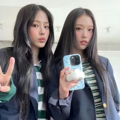 minji&haerin
winter&karina
lisa&jisoo
yujin&wonyoung