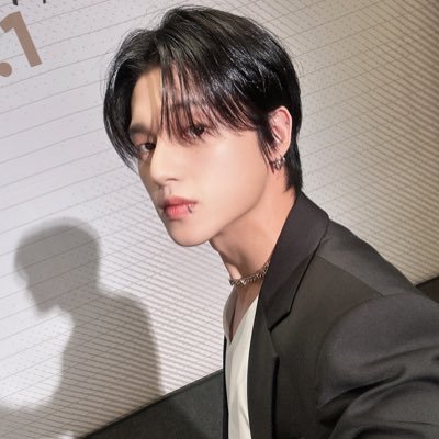 Kingdomみて、ATEEZ沼にハマり、彼らのパフォーマンスを生で観て更にハマった‼︎韓国🇰🇷行くのも大好き♥️かなり大人ATINY🙌🙌ウヨン寄りオルペン💕メンバーがわちゃわちゃしてるのを観るのが、今1番の癒し😍😍無言ﾌｫﾛｰ👌ATINY繋がりたいです😀