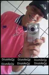 HAHA' ZÈ POVIIIIIIN AKIIE NEEM COOLAA HEEIIM (Y)
SÓO PRAA QEEN FORTAALEÇEE OO @_MEUBBEE  ,, BEBÊE TEE AMAMOOOS MUIIIIITOOOO s22'
