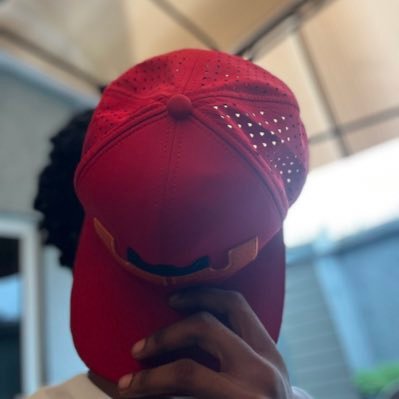 Bhadson360's profile picture. X: “Tell us about yourself ” ME: aren’t telling shit man!