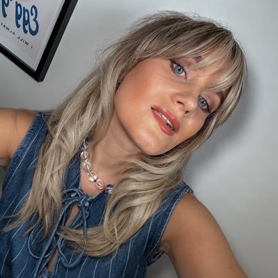 Straight-talking, walking disaster. Disabled stroke survivor trying to navigate life. She/her. 🦋 bridiemiablog@gmail.com