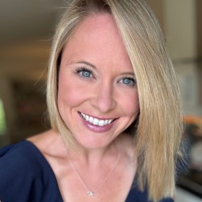 Senior Clinical Lecturer and SpR in Clinical Genetics. Mum of two amazing girls. Loves running and cycling.