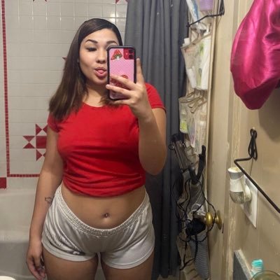 18 +NSFW |Brat🛍️ Dm to buy 🫶🏼 YOUR FAV LATINA 🥵Kink Friendly 👀 Spoil Me !! Click The Link 😉