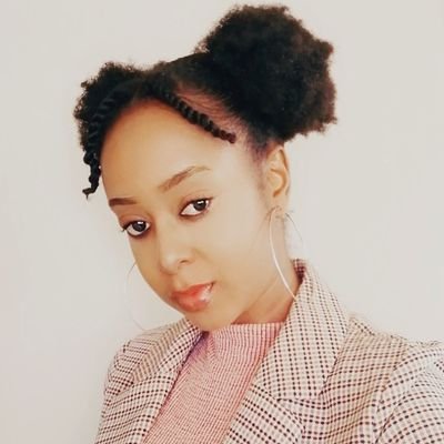 Car_nyi_si_lee's profile picture. 