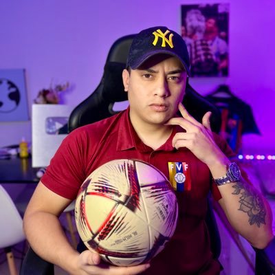Futbol, Messi, Kaká y Arango. Vi un gol de Messi a 20mts. +100K Youtube +250K Tiktok | Creador y editor de Videos.