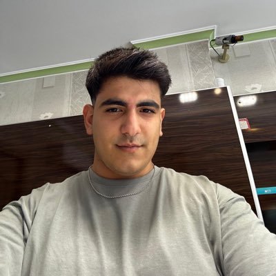 benzulfiikaaaar's profile picture. siz sevmeyin diye varım