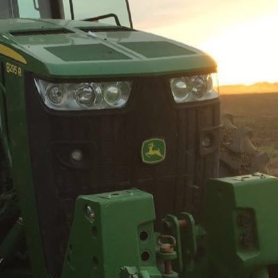 BobSmit50387076's profile picture. 25 Texas farmer HMU
