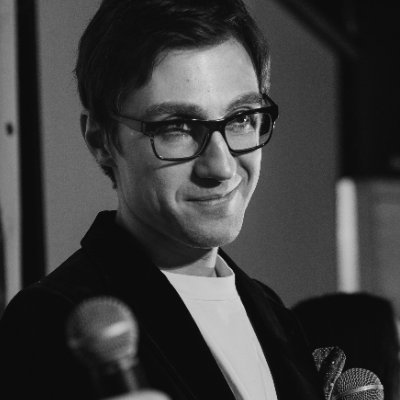 LowDispersion's profile picture. My favourite dishes are: Brain Salad Surgery and Larks Tongues in Aspic.