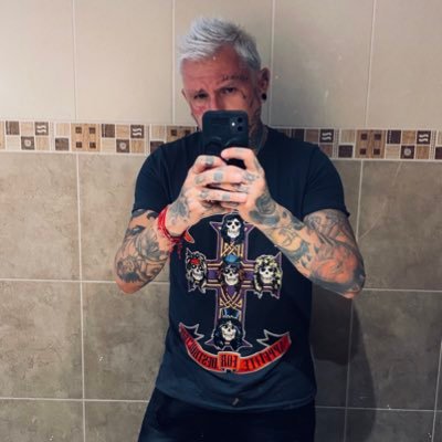 PichardoTo68192's profile picture. 💀💀💀