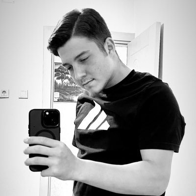 Kar48765's profile picture. 