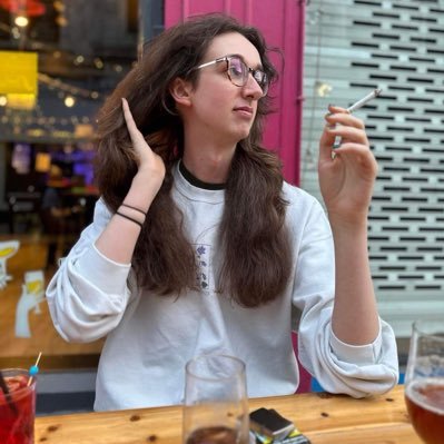 Sort of writer, professional greb, transgender of unusual size 🏳️⚧️ they/she