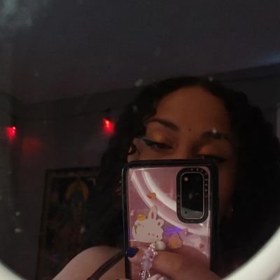 victrixanima's profile picture. ❤️‍🔥♈️
An Artist, first and foremost, and this is a pocket for my musings.
🍀🤞🏼✨️