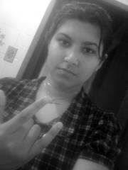 rock,reggae,chata, tímida,bipolar,filmes de terror,ursinhos de pelucia,conhaque,caipirinha,dançar,historia,virgiliana,safada,sem escrúpulos,desenhar,guitarra EU
