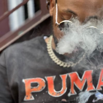 YoungbulLeeb's profile picture. haven’t been on here for a while catch me up                                                           Capricorn ♑️