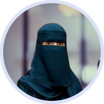 مهتمة بـ #رأس_المال_البشري، وحول #التأمل أغرّد