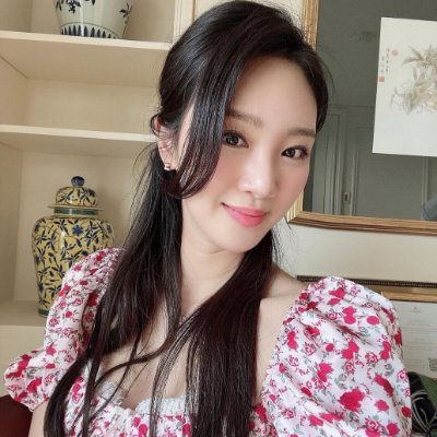 violet_77889's profile picture. 𝙲𝚑𝚊𝚜𝚒𝚗𝚐 𝚍𝚛𝚎𝚊𝚖𝚜 𝚠𝚒𝚝𝚑 𝚐𝚛𝚊𝚌𝚎, 𝙻𝚒𝚟𝚒𝚗𝚐 𝚕𝚒𝚏𝚎 𝚊𝚝 𝚖𝚢 𝚙𝚊𝚌𝚎.